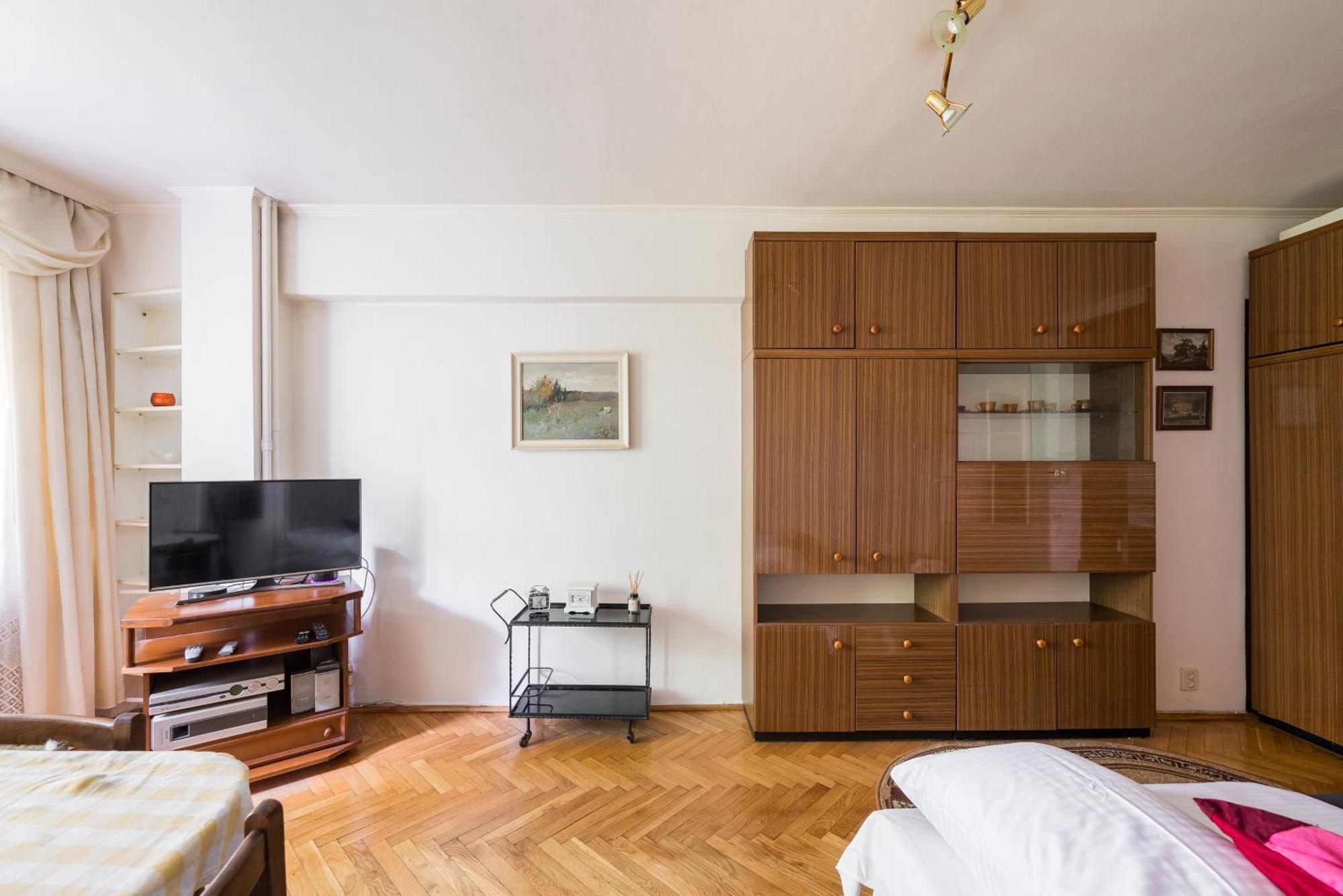 Wola Mila Standard Apartment Warszawa Eksteriør billede