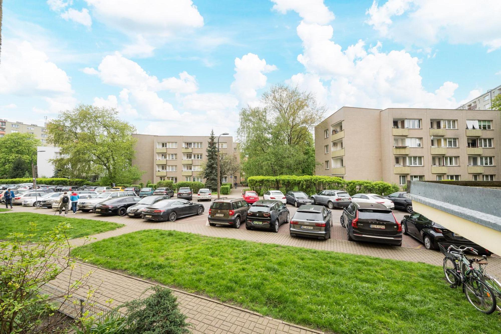 Wola Mila Standard Apartment Warszawa Eksteriør billede